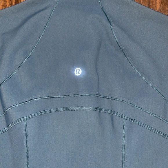 Like New Lululemon Define Dress in Blue large/Xl - Picture 12 of 13